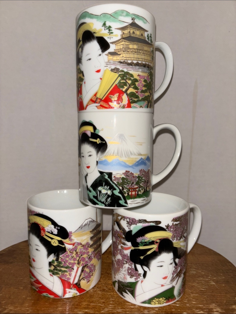 Set of 4 Geisha Mugs